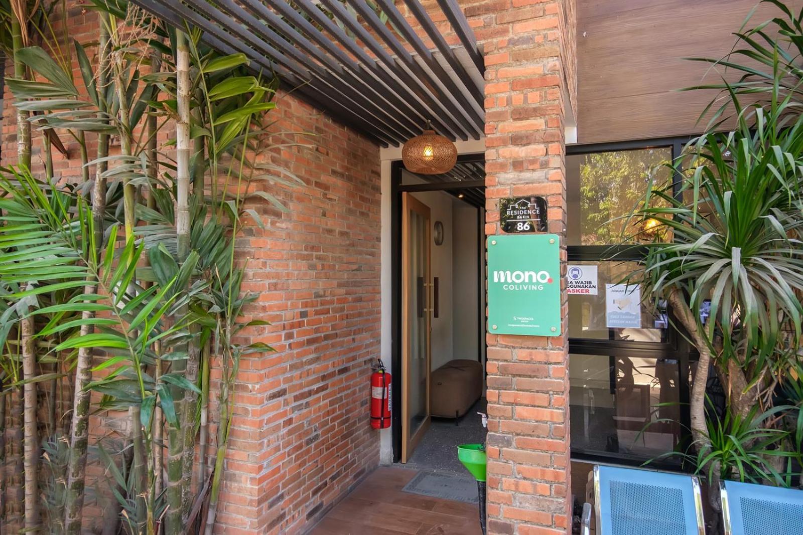 Mono Coliving Pakis, Surabaya Hotel Wonokitri Exterior photo